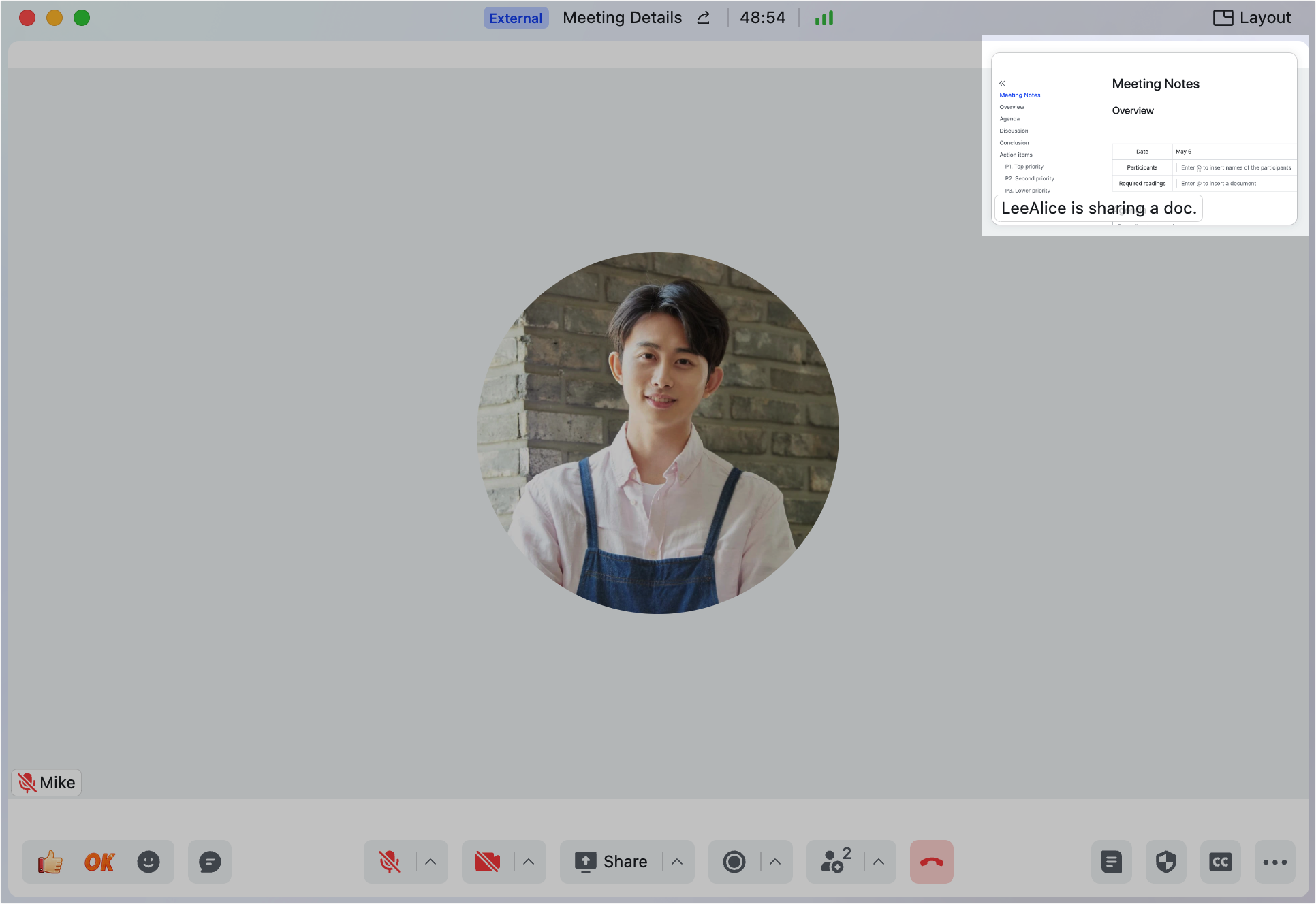 Change your video meeting's layout